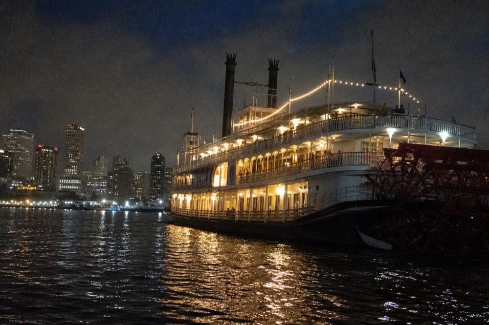 Steamboat NATCHEZ Evening Jazz Cruise
